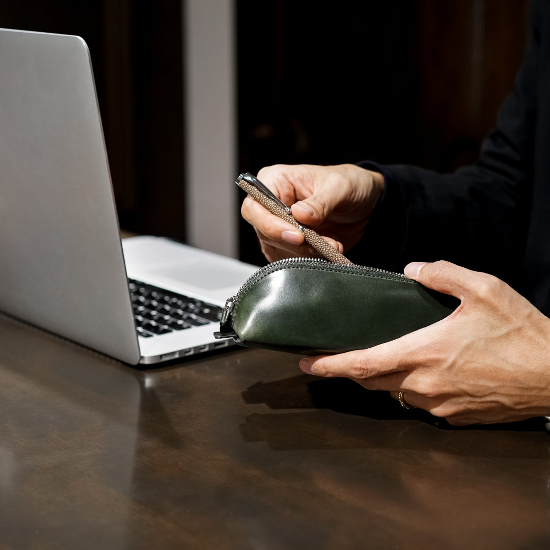 ペンケース【オイルコードバン | KUBERA 9981】 – 林五オンラインストア