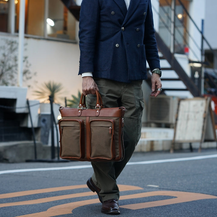 大人気✨️　ダブルハンドル ブリーフケース A4 白　アイボリー　ビジネス ダブルポケットブリーフケースL【PLATEAU | FIVE WOODS】 – 林五