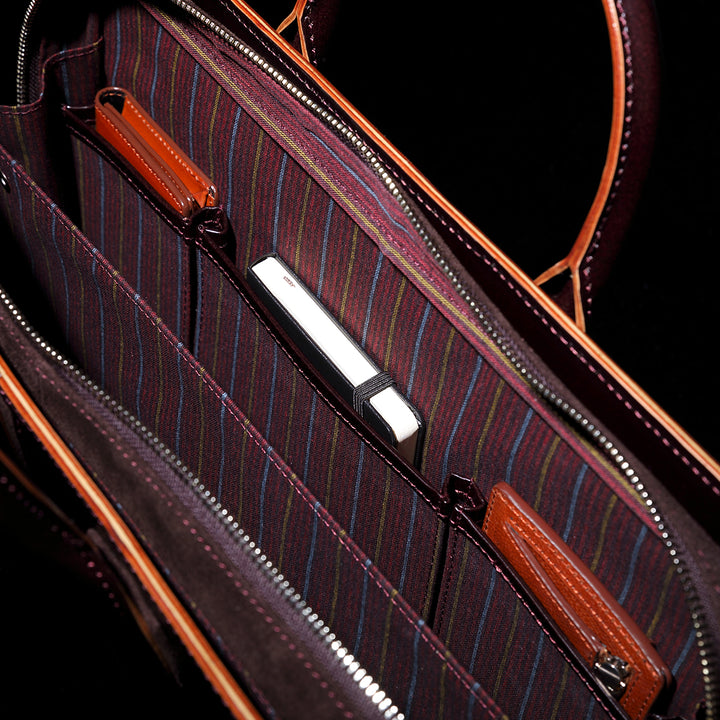 ラウンドブリーフケース 【FIVE WOODS / SAPPHIRE】 – 林五 ラウンドブリーフケース 【FIVE WOODS / SAPPHIRE】 – 林五